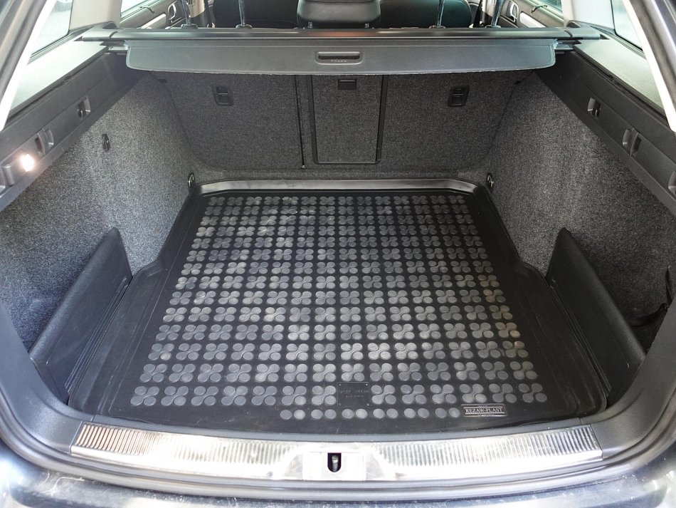 Škoda Superb II 2.0 TDi  4x4