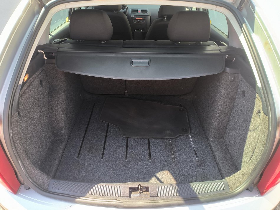 Škoda Fabia I 1.4i 16V 