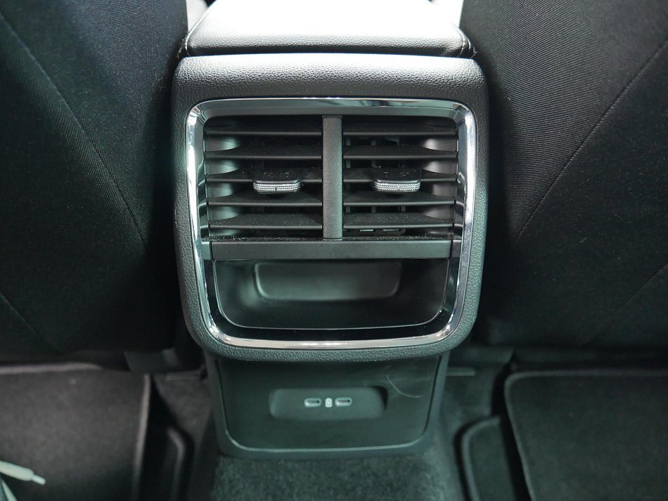 Škoda Octavia IV 2.0 TDi Style