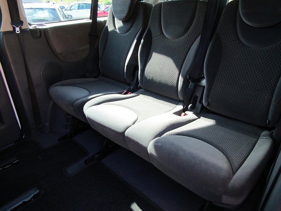 Peugeot Expert 2.0HDi  L2 8míst