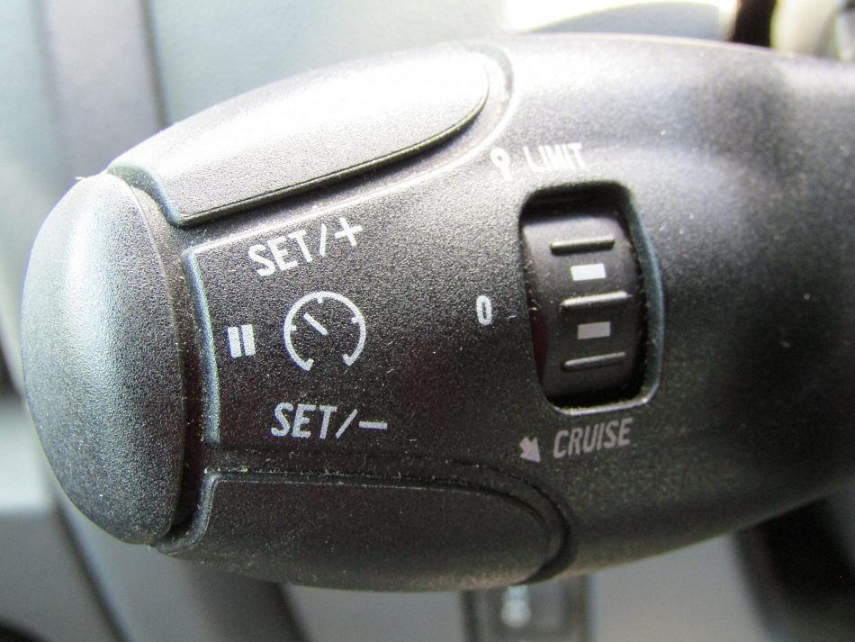 Peugeot Expert 2.0HDi  L2 8míst