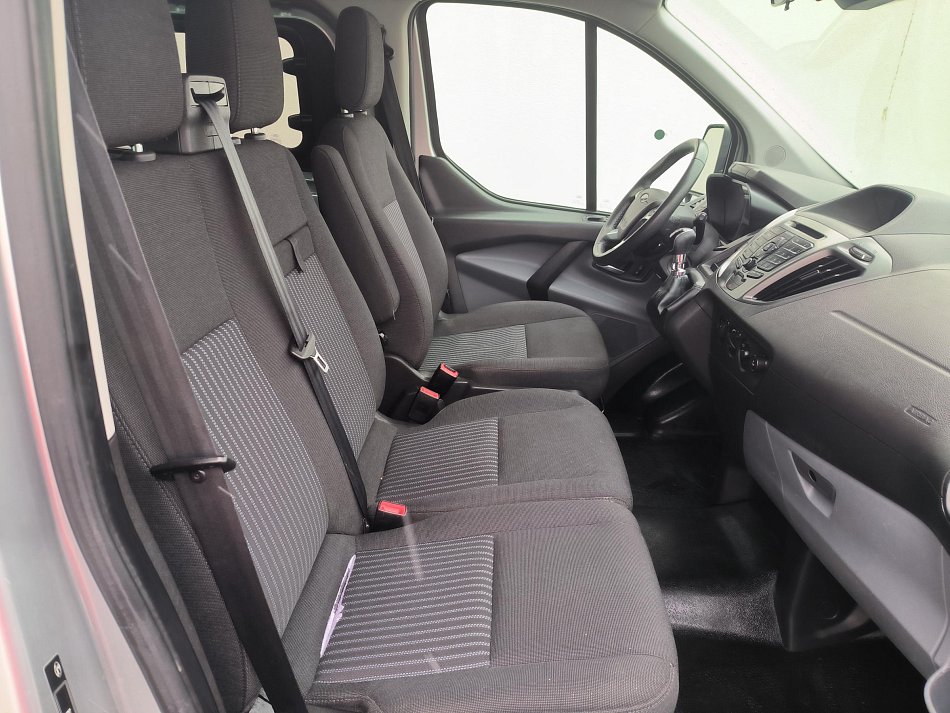 Ford Transit Custom 2.2TDCi Trend L2 9míst