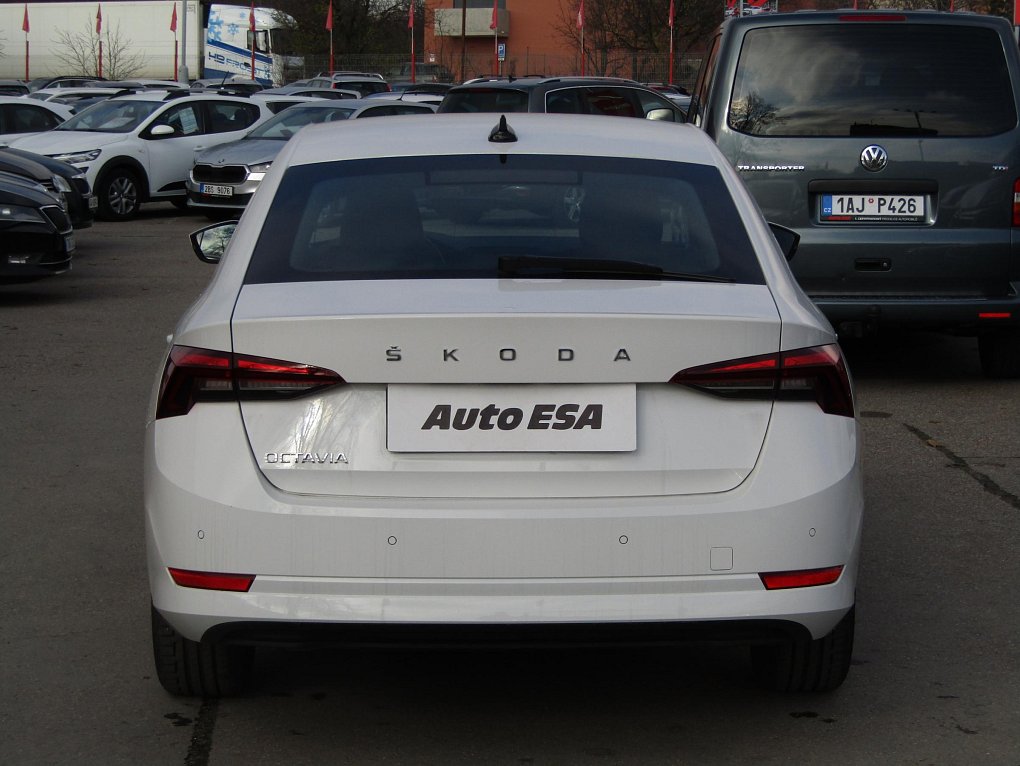 Škoda Octavia IV 1.5TSi Ambition