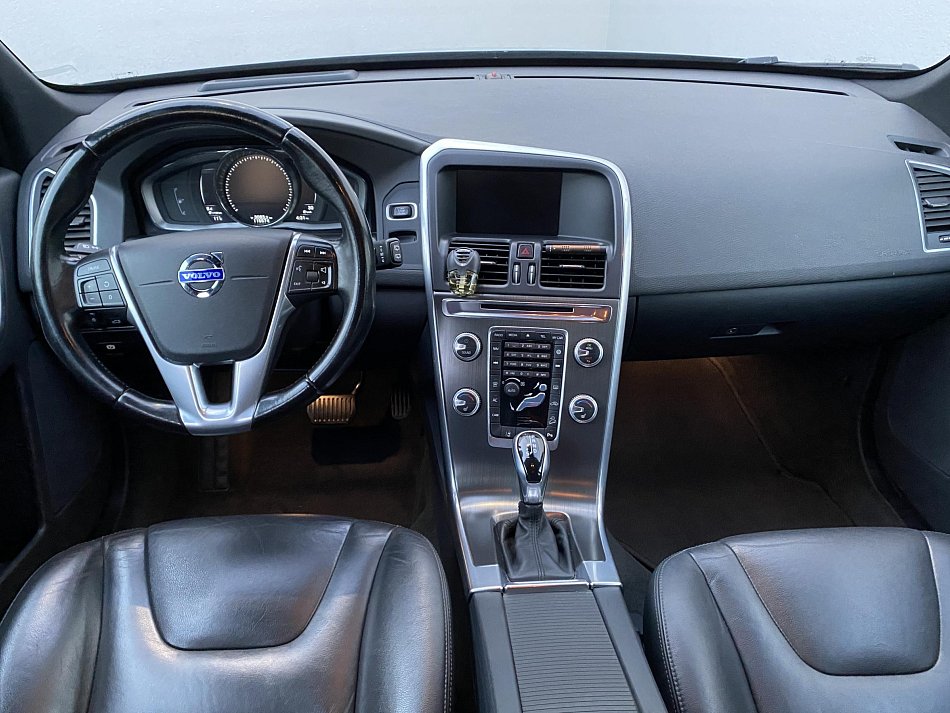 Volvo XC60 2.4D Summum 4x4