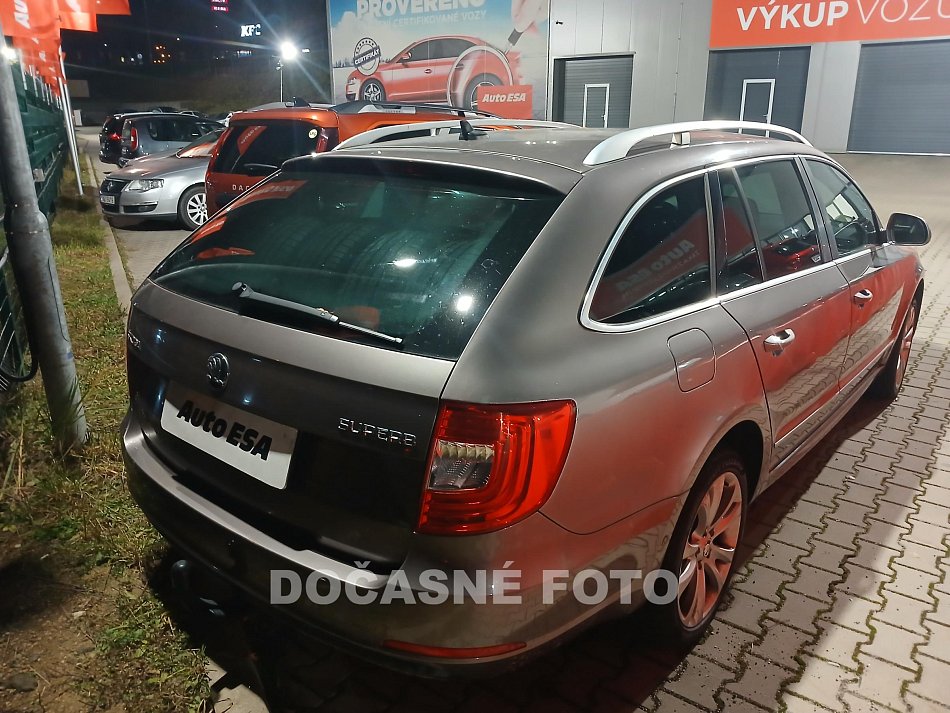 Škoda Superb II 2.0TDi Elegance 4x4