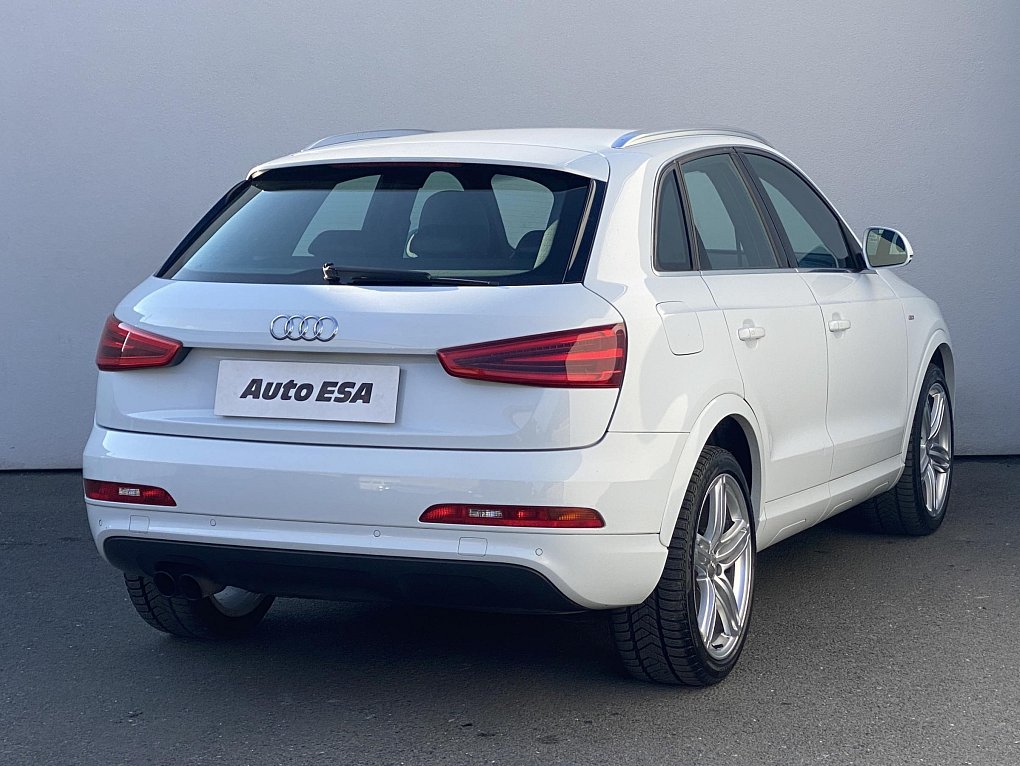 Audi Q3 2.0 TFSi S-line quattro