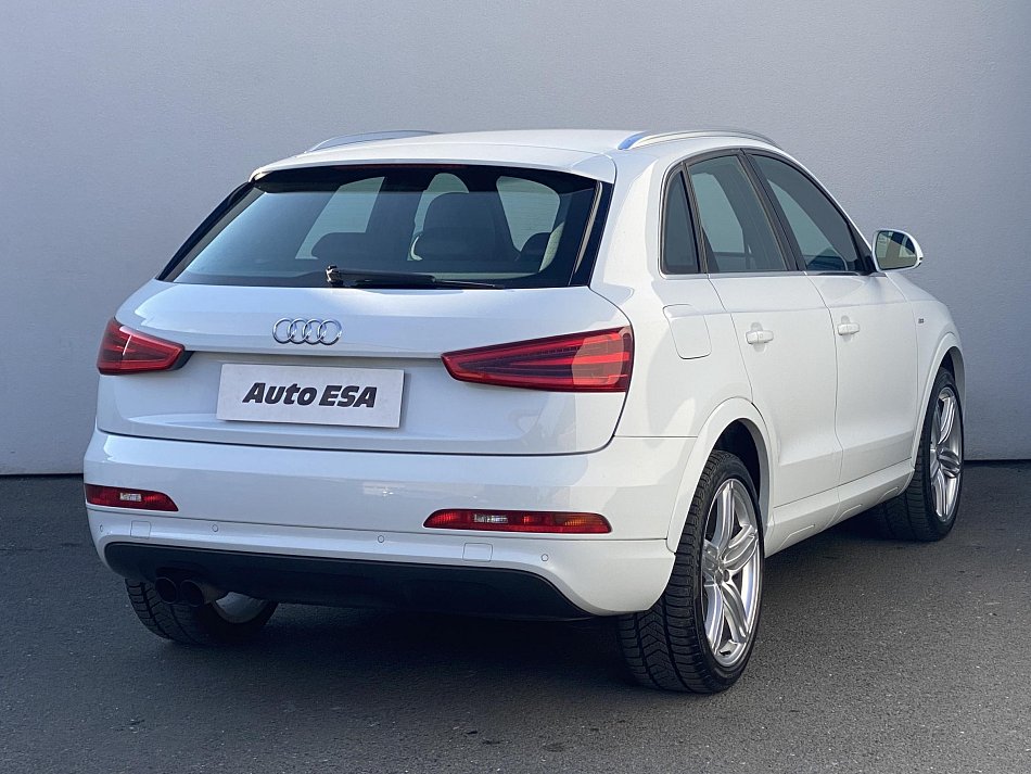 Audi Q3 2.0 TFSi S-line quattro