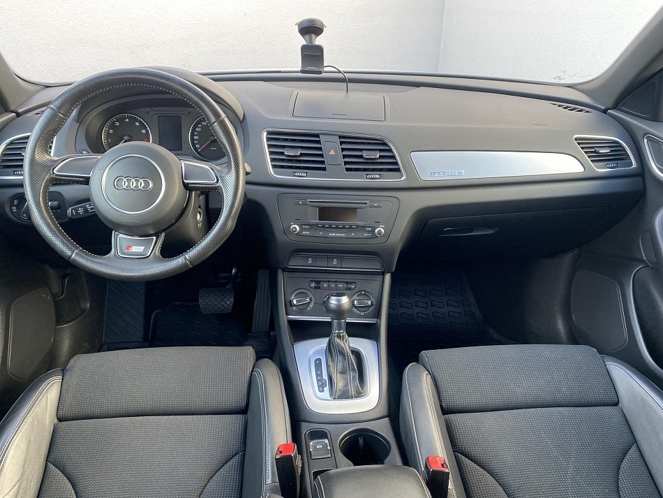 Audi Q3 2.0 TFSi S-line quattro