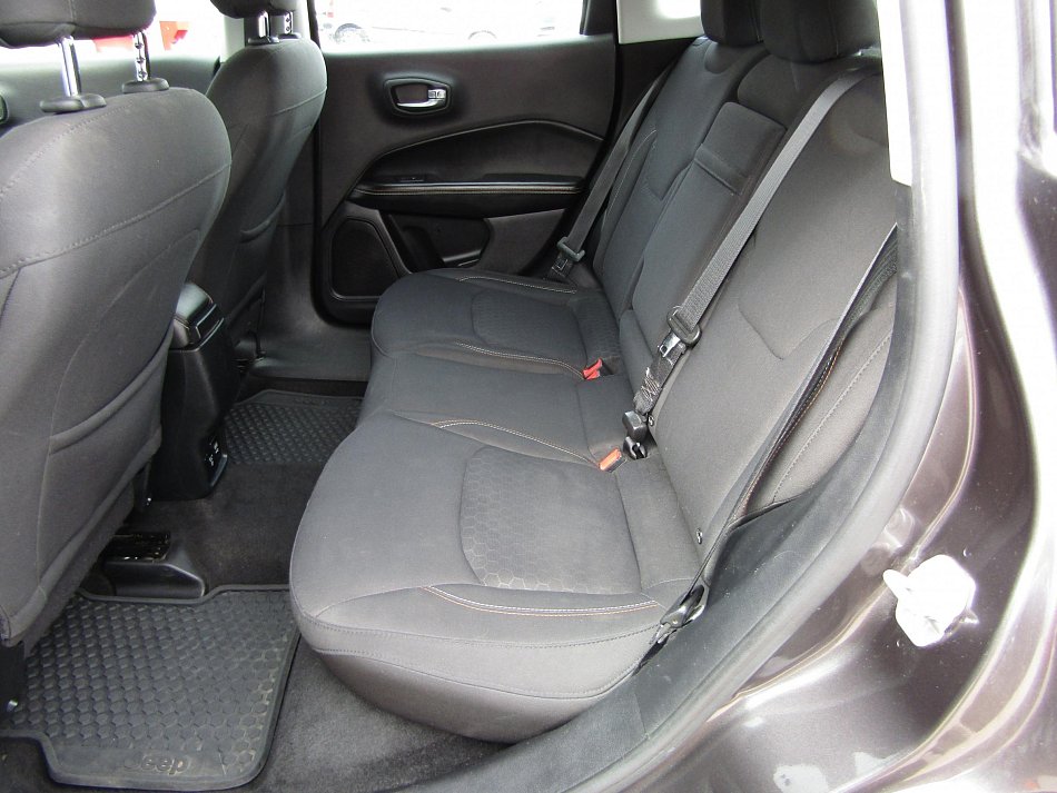 Jeep Compass 1.6 CRD Longitude