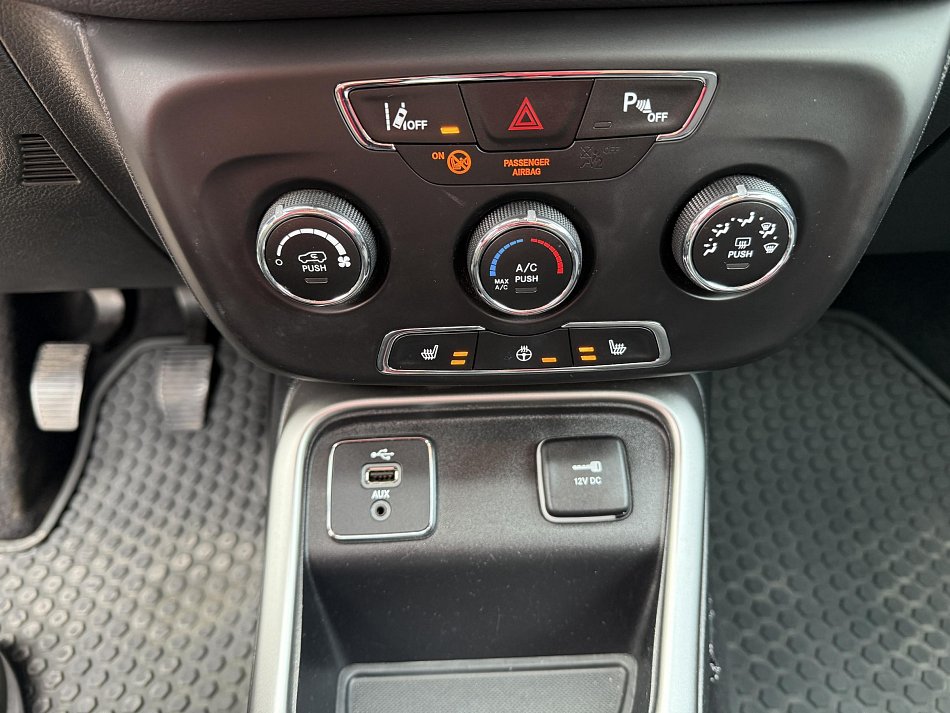 Jeep Compass 1.6 CRD Longitude