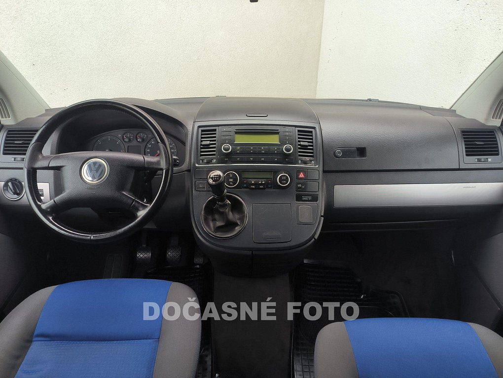 Volkswagen Multivan 2.5TDi 