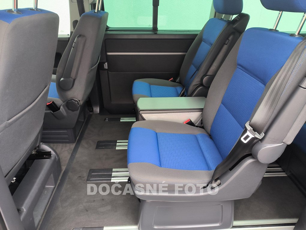 Volkswagen Multivan 2.5TDi 