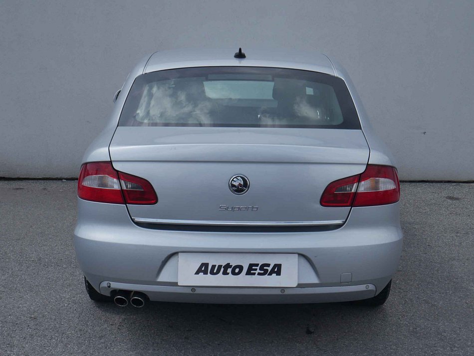 Škoda Superb II 2.0TDi Ambition