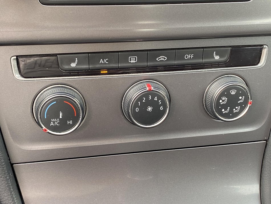 Volkswagen Golf 1.6TDi 