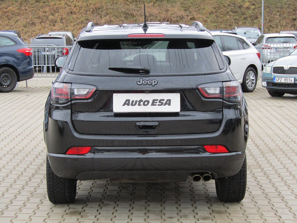 Jeep Compass 1.3GSE 
