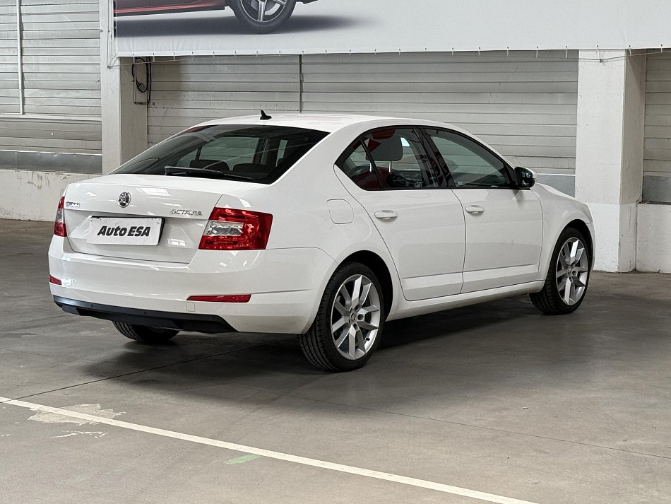 Škoda Octavia III 1.2 TSi Elegance