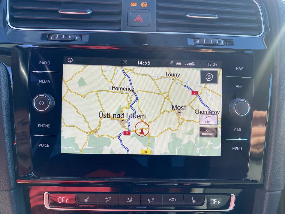 Volkswagen Golf 1.5 TSI 