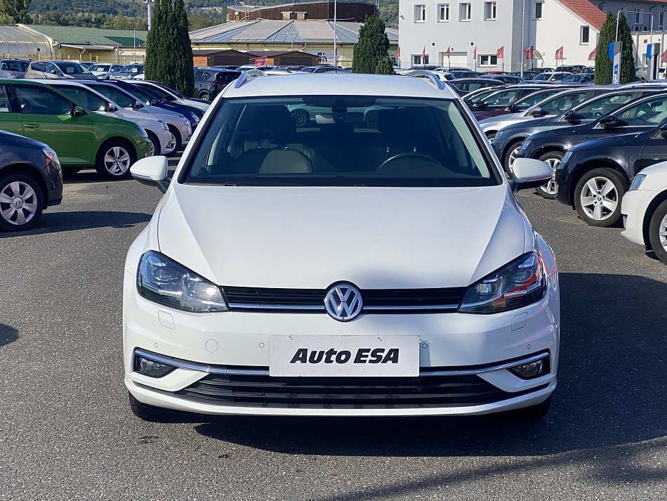 Volkswagen Golf 1.5 TSI 