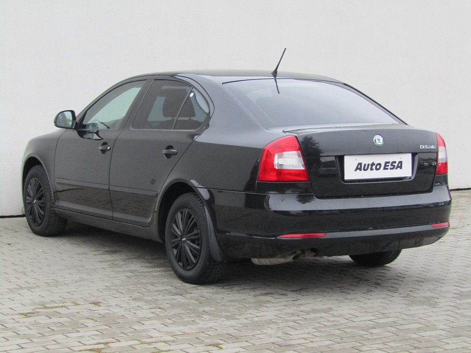 Škoda Octavia II 1.6i Ambiente