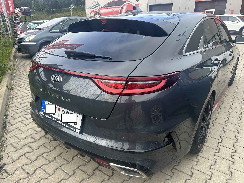 Kia Ceed 1.6 T-GDi 