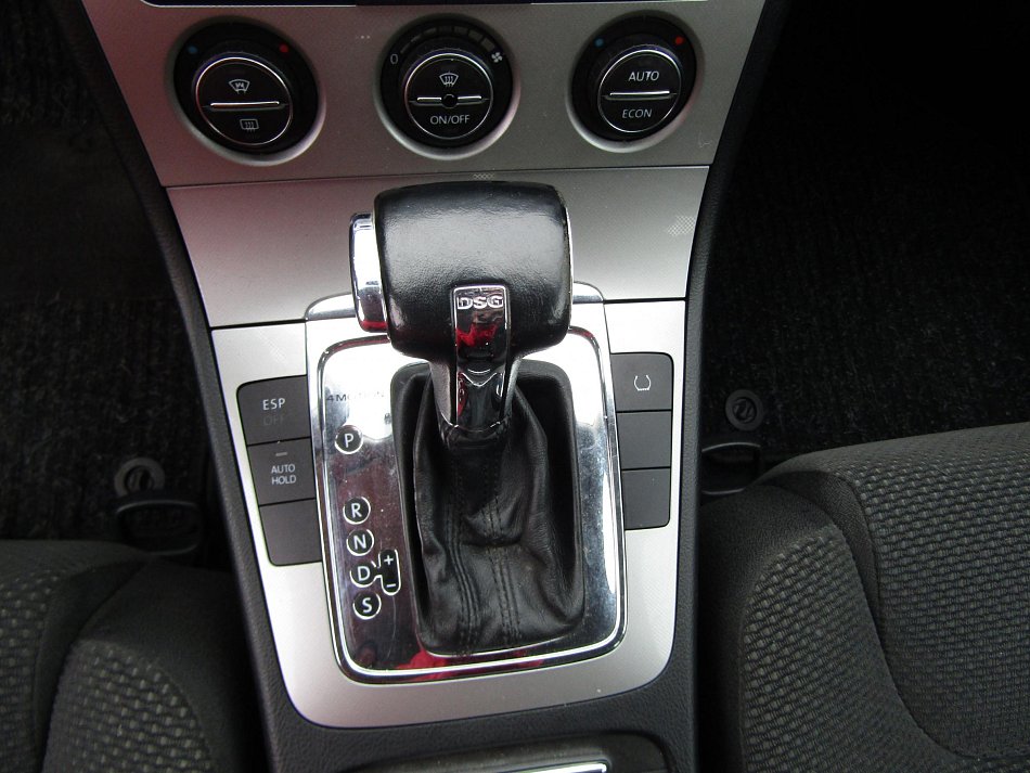 Volkswagen Passat 3.2 FSi Comfort