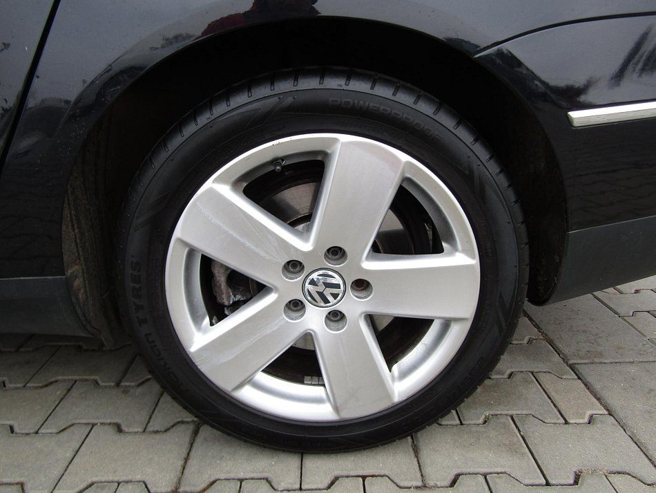 Volkswagen Passat 3.2 FSi Comfort