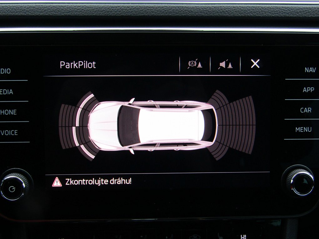 Škoda Superb III 2.0 TDi Ambition 4x4