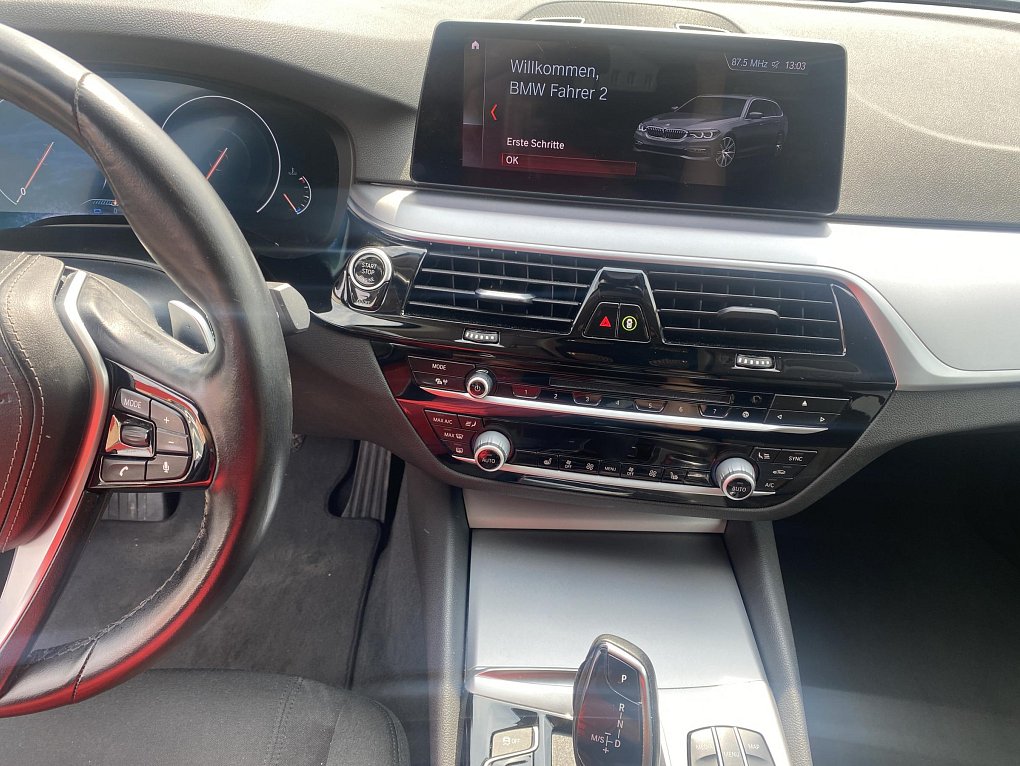 BMW Řada 5 2.0D  xDrive520d