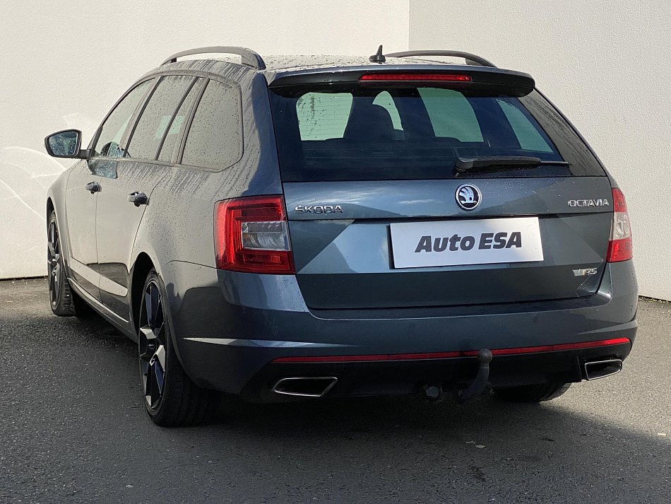Škoda Octavia III 2.0 TDi RS Challange
