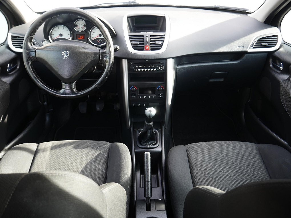 Peugeot 207 1.6i 