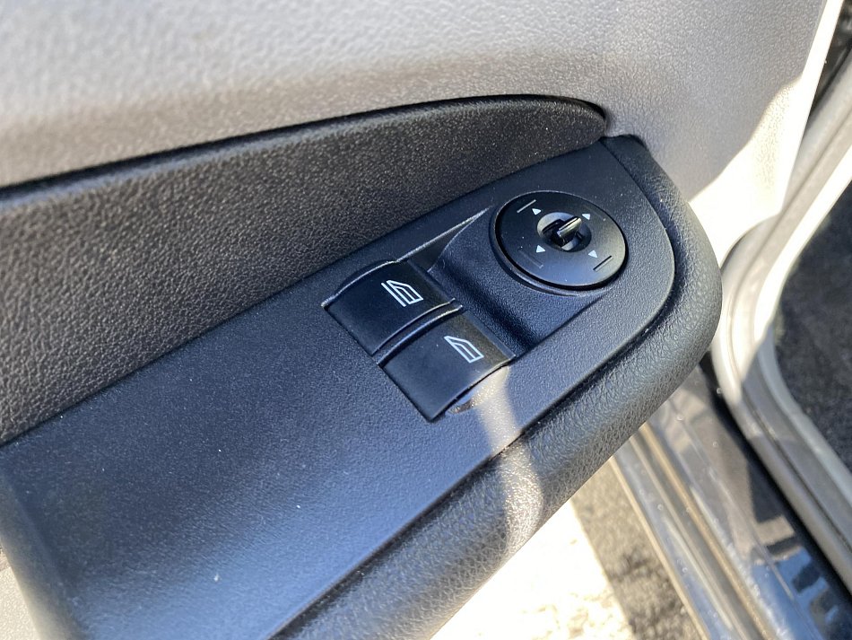 Ford Focus 2.0 i Titanium