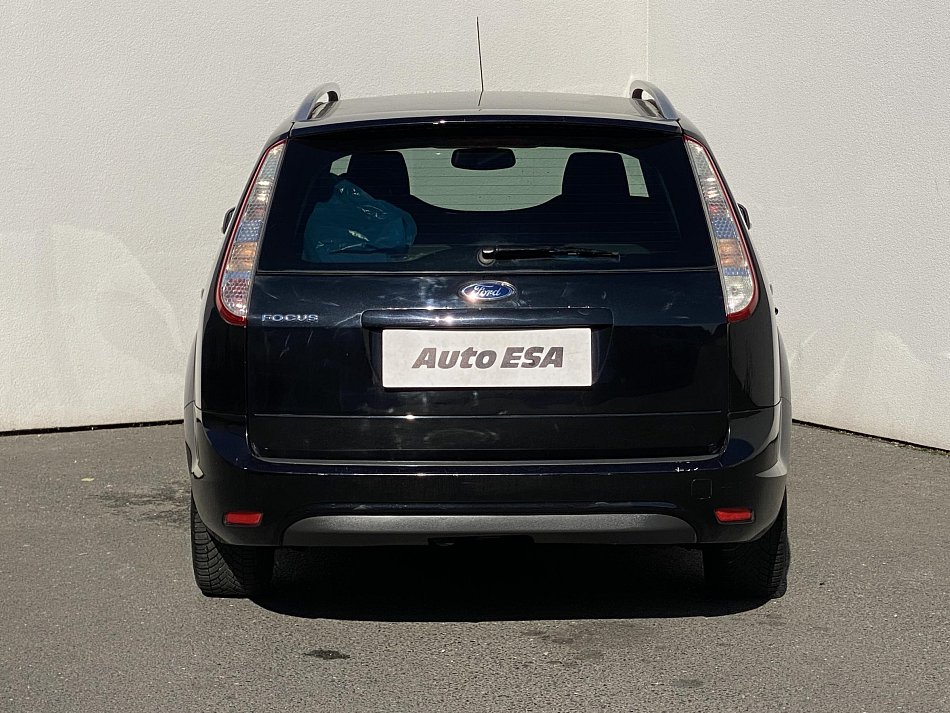 Ford Focus 2.0 i Titanium