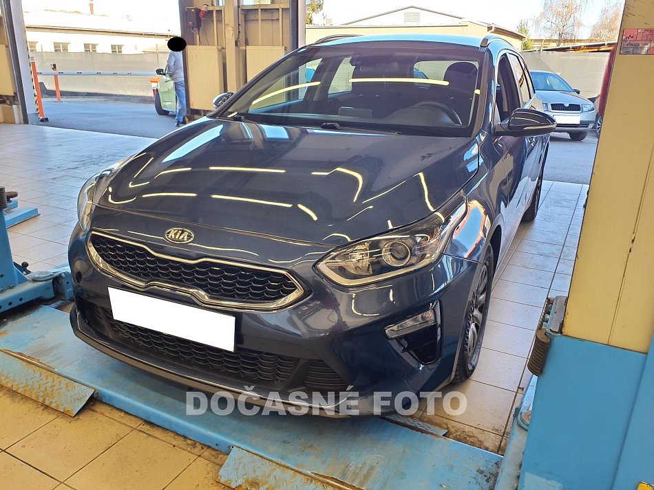 Kia Ceed 1.6 CRDi Exclusive