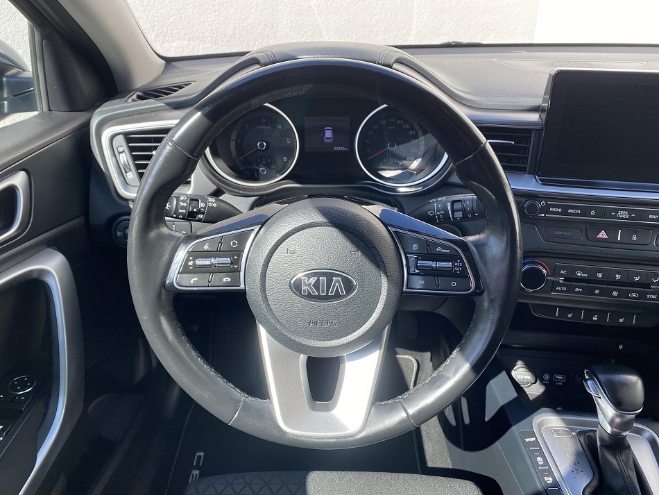 Kia Ceed 1.6 CRDi Exclusive