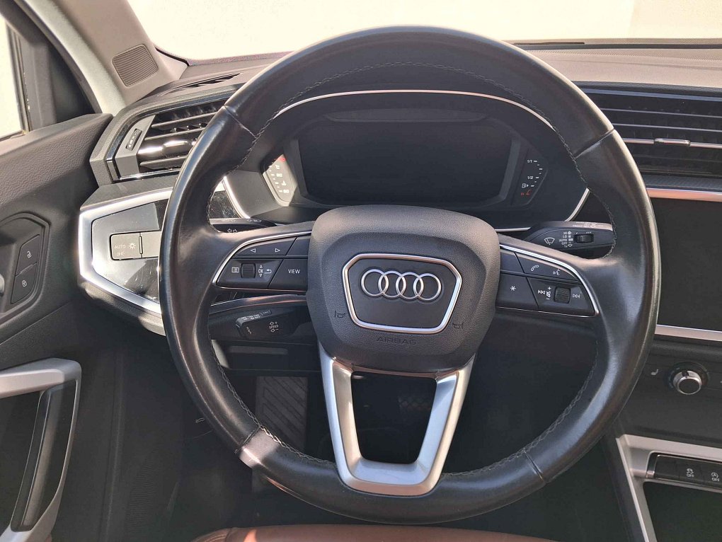 Audi Q3 2.0 TDi  Quattro