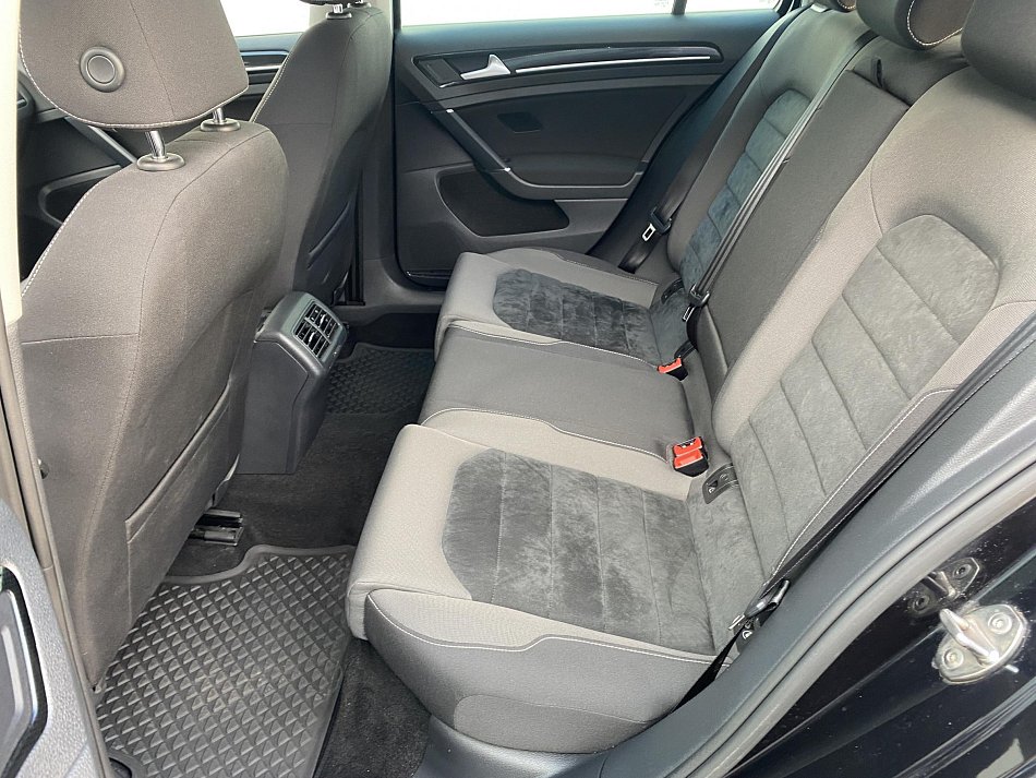 Volkswagen Golf 1.4 TSi Highline