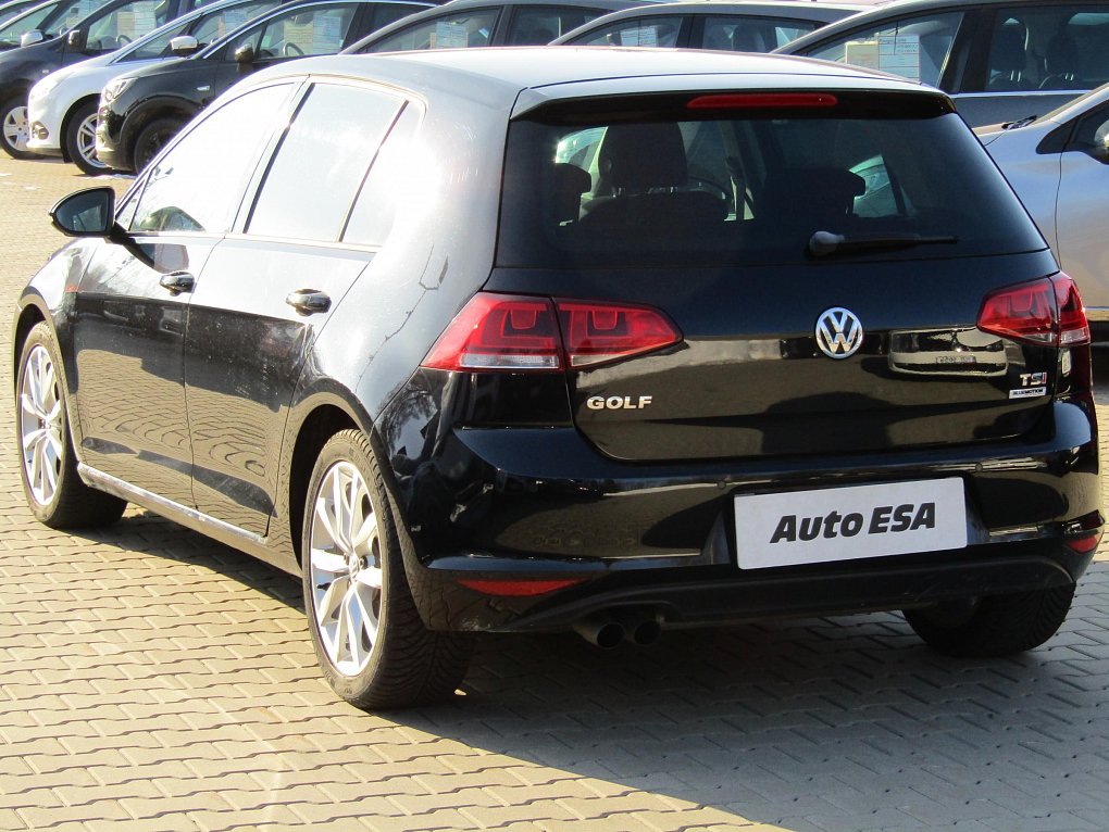 Volkswagen Golf 1.4TSi Highline