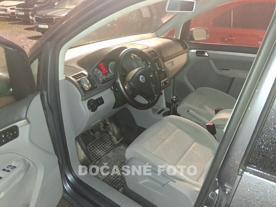 Volkswagen Touran 1.4TSi 