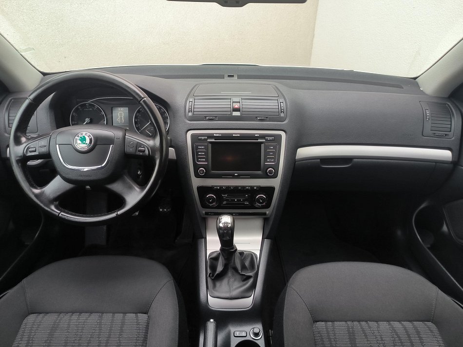 Škoda Octavia II 1.4 TSi Elegance