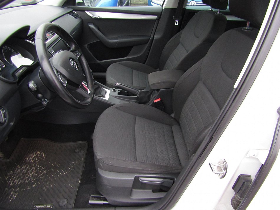 Škoda Octavia III 2.0 TDi Elegance 4x4