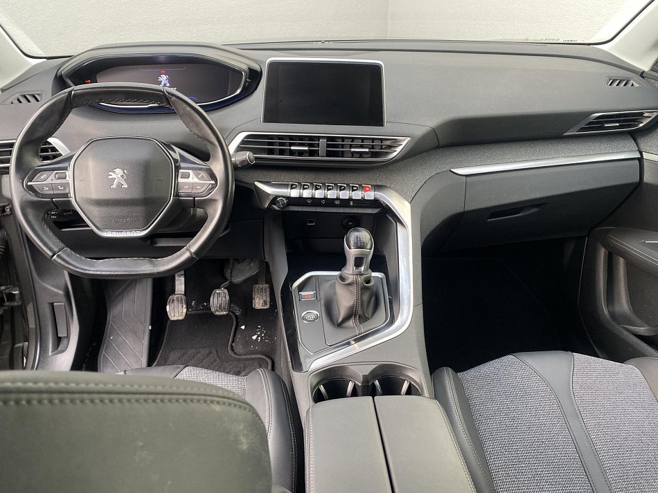 Peugeot 3008 1.5 HDi Allure