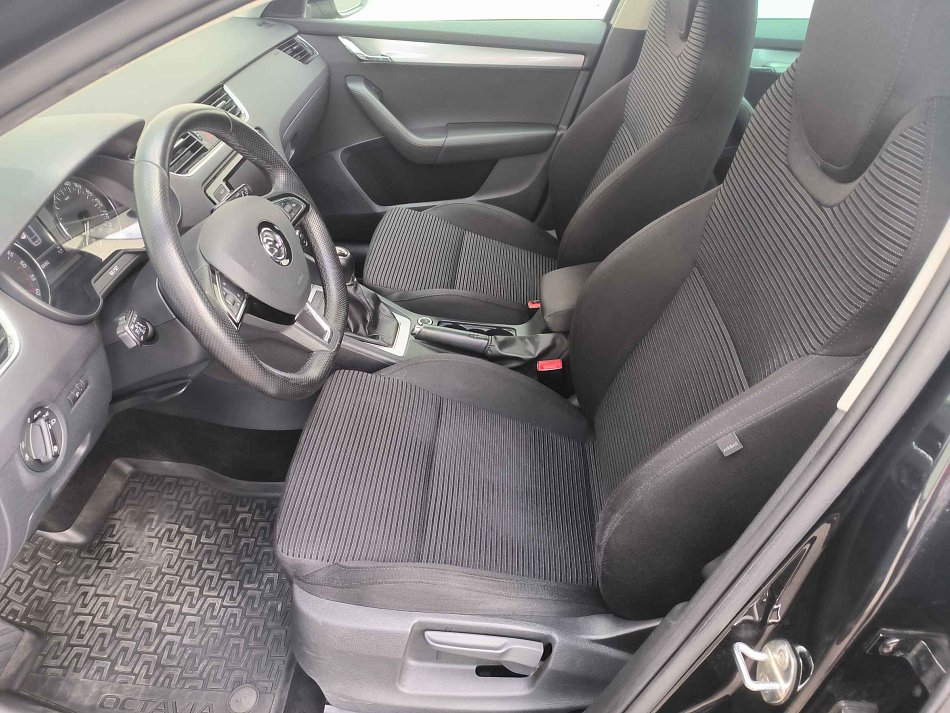 Škoda Octavia III 2.0 TDi Elegance Sport