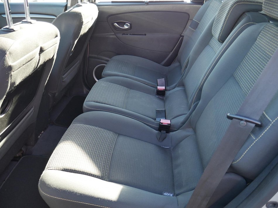 Renault Scénic 1.9 DCi 