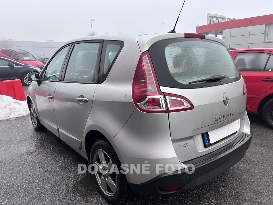 Renault Scénic 1.9 DCi 