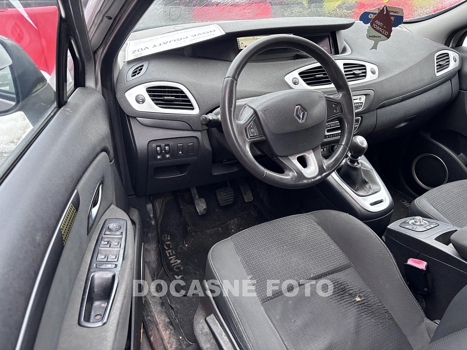 Renault Scénic 1.9 DCi 
