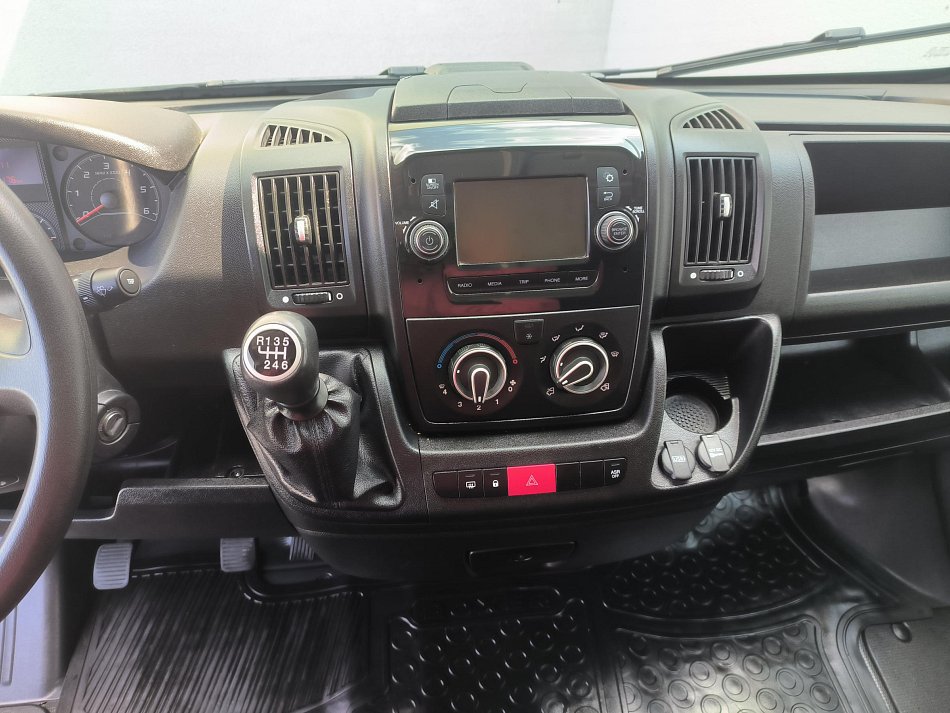 Peugeot Boxer 2.2HDi  L3H2