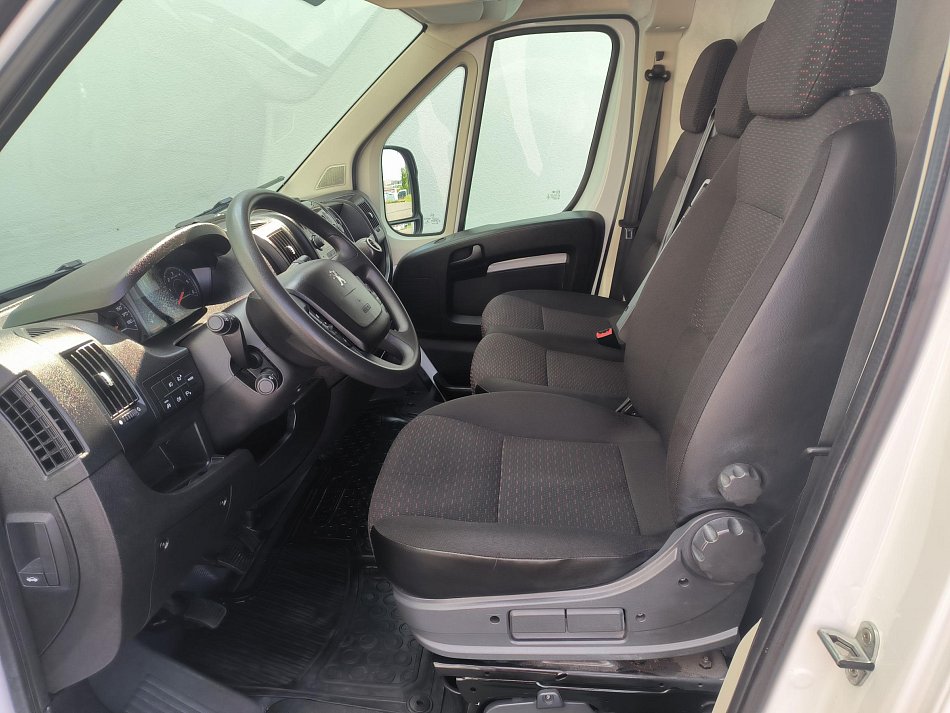 Peugeot Boxer 2.2HDi  L3H2