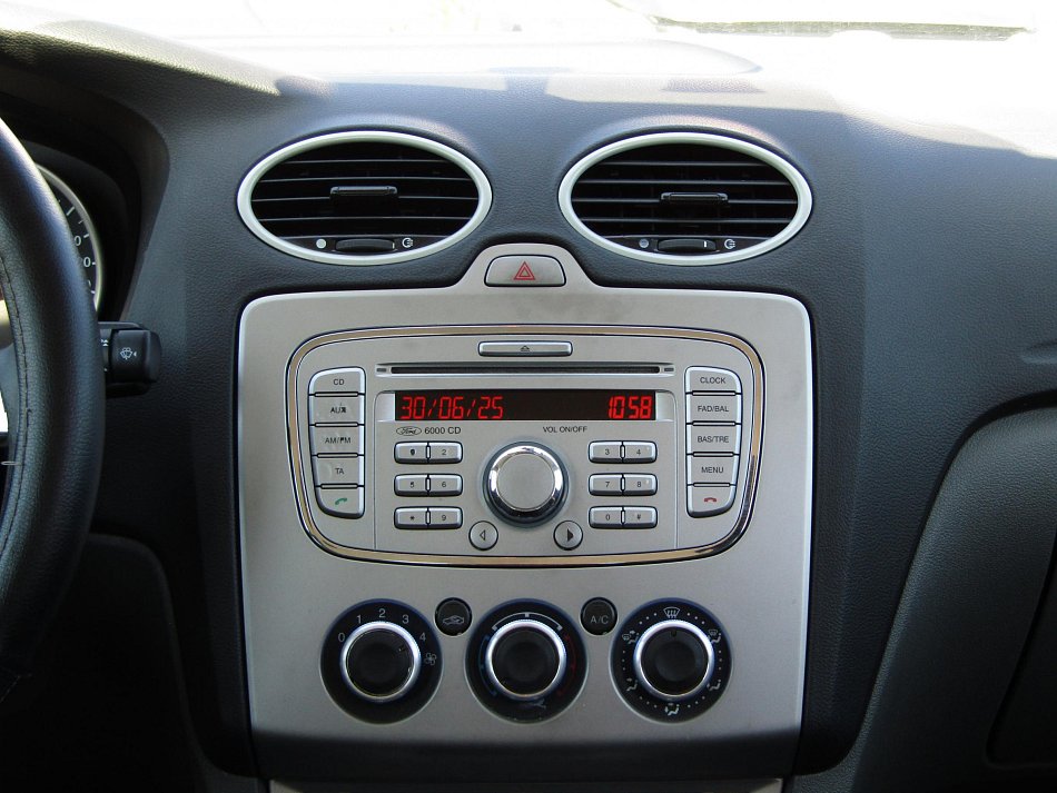 Ford Focus 1.8i 