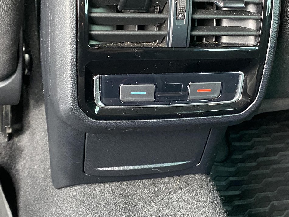 Volkswagen Passat 2.0 TDi Business