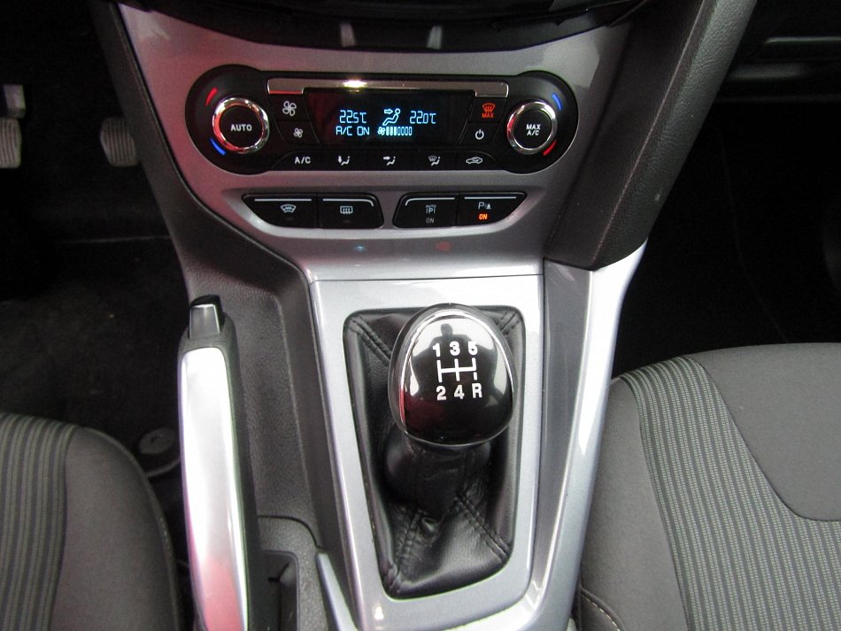 Ford Focus 1.6 Ti-VCT 